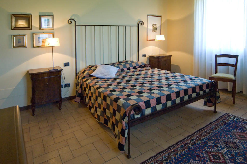Residenza Isabella Guest House Spello Phòng bức ảnh